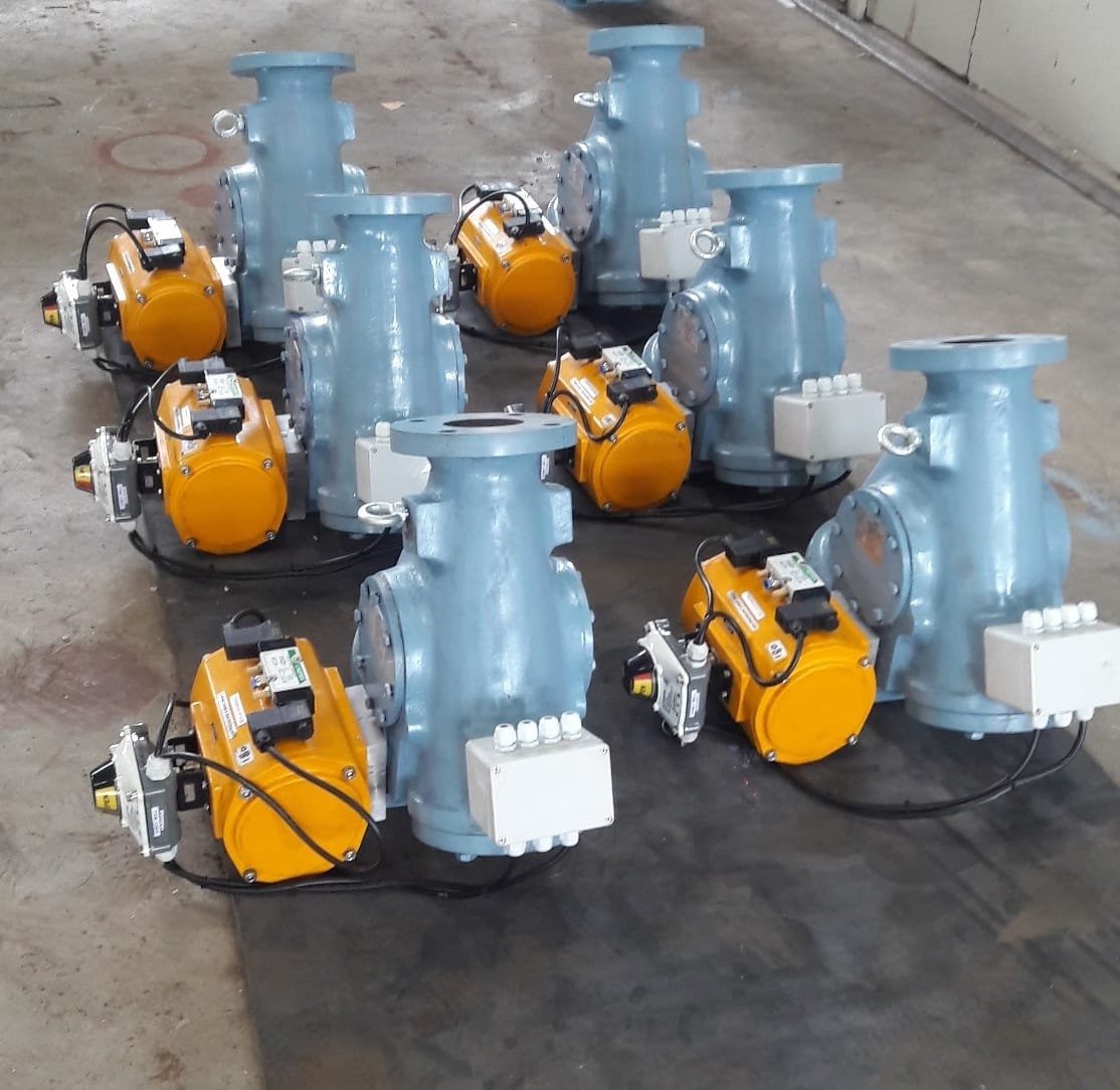 Wear resistant type diverter valves with electric/pneumatic actuators